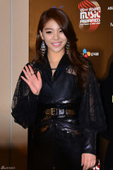 组图：2012MAMA盛典落幕 鸟叔等亮相获年度大奖