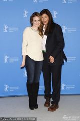 组图：《弊病》发布会 凯瑟琳-基纳携主创亮相