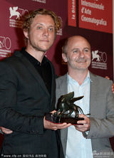 组图：《毁灭》获地平线单元评委会特别奖