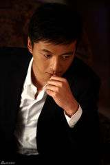 组图：《文家的秘密》朱雨辰颠覆演绎腹黑阴谋家