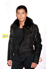 幻灯：《风云2》香港首映 贡米同场未见霆锋表遗憾