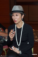 组图：叶倩文个唱挑战拉丁舞 回想早年拍片辛酸史