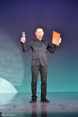 高清组图：青春美少女东京掀旋风 个唱现场拿大奖