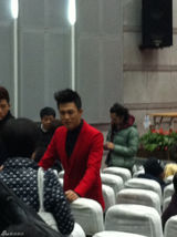 组图：央视蛇年春晚台前幕后