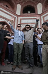 高清：《碟中谍4》印度宣传 阿汤哥泰姬陵留影