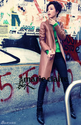 高清图：张静初写真登杂志封面 神秘典雅娴静如初