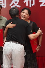 组图：小剧场戏剧展演季金奖多 民营戏剧唱主角