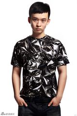 组图：《青春派》主演董子健写真