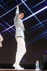 高清组图：韩团帝国之子分队首唱会 将发新曲