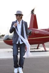 高清组图：韩庚最新MV剧照曝光 健康性感魅力尽现