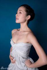 幻灯：江一燕双面写真 开启2010纯净魅惑的时代