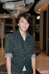 组图：杜汶泽笑言不再踏上舞台 电影被批合理