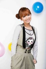 幻灯图：原梓霏邻家女孩写真 色彩动感富有童趣