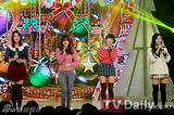 组图：《M Countdown》现场 f(x)圣诞装活泼可爱