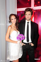 组图：Jessica C.蜡像揭幕 大赞男友是理想对象