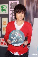 高清组图：古巨基连赶两场 金曲录罢发新碟