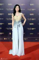 组图：吴镇宇时尚盛典帅气 钟丽缇绿裙秀性感