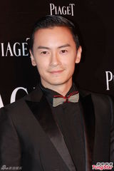 高清图：郑元畅等出席时尚活动 巩俐露肩显华贵