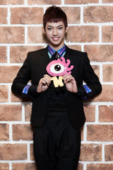 高清组图：对话韩国新团C-Clown 清唱新歌秀唱功