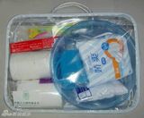 幻灯图：马艳丽发起捐赠“母亲生活包裹”活动 