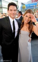 幻灯图集：《月食》洛杉矶首映 主创三人暧昧传情