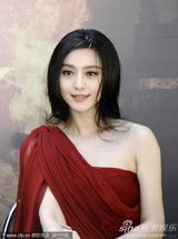 高清组图：《登陆之日》亮相 范冰冰张东健眉目传情