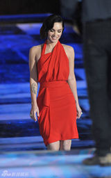 高清组图：福克斯阿尔芭德普大闹2009科幻颁奖礼 