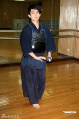 高清图：林宥嘉受柯南影响学习剑道 重温儿时记忆