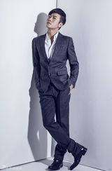 组图：林申优雅写真曝光 眼神不羁尽显低调华丽