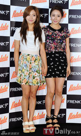 组图：神话Andy与f(x)Luna等出席派对