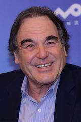 组图：对话导演奥利弗-斯通“我很喜欢周星驰”