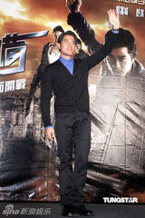 组图：郭富城拍打片保持身材 与舒淇默契如老夫老妻