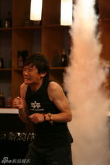 高清图：海清高峰做客黄加李泡畅聊世界杯