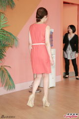 组图：港姐选拔二轮佳丽彩妆亮相变白富美