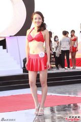 组图：19位入选亚姐泳装出镜 大秀身材性感靓丽