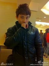 组图：体操萌主冯喆微博搞笑走红