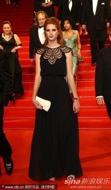 高清：《注脚》首映 《花花公子》女模透视装撩人