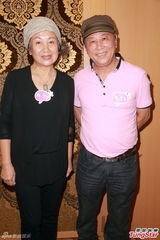 组图：黄日华唐宁上演忘年恋 鲍起静为亚视担忧