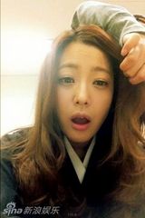 组图：金喜善自拍大集合 清新可人岁月不留痕