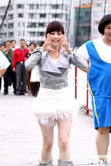 高清：王心凌吊桥大跳单曲舞蹈 过度颠簸花容失色