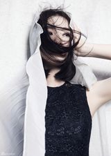 组图：刘诗诗时尚街拍造型百变