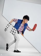 组图：吴奇隆登《时尚先生》诠释成熟男人自我成就