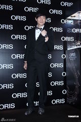 高清图：林俊杰出席名表派对 化身爵士王子笑容可爱