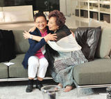 组图：潘迪华做访谈讲述事业起落 忆亡子感触良多