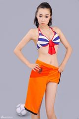 高清图：苏巍化身比基尼宝贝欧冠助威荷兰