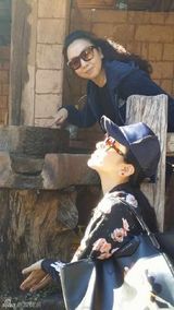 组图：春晚主持人李思思私照 爱素颜爱卖萌