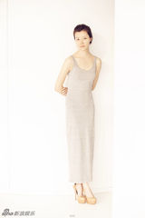 组图：车晓素颜写真演绎纯粹真我 背影显气质