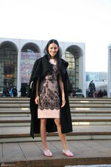 组图：张蓝心征战纽约时装周秀身材