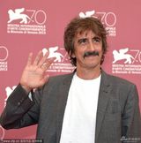 组图：《叫费德里科》发布 导演戴黑超抢镜