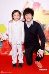 幻灯图：金像奖记者会发布会刊 四女星现场竞艳